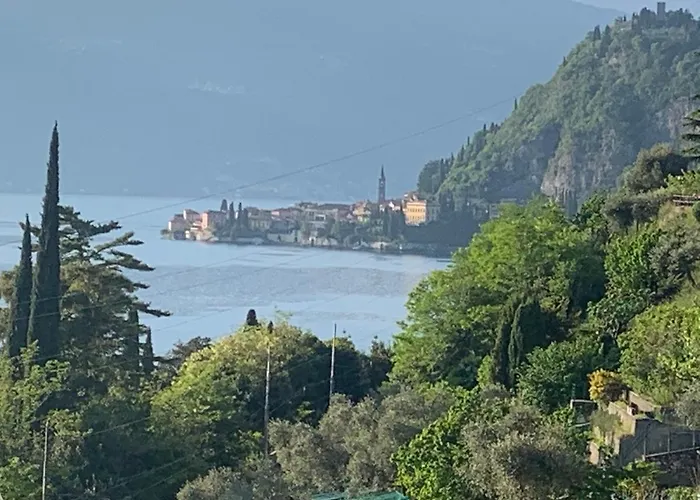 Il Terrazzo Sul فارينا