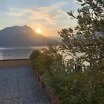 Il Terrazzo Sul شقة فارينا
